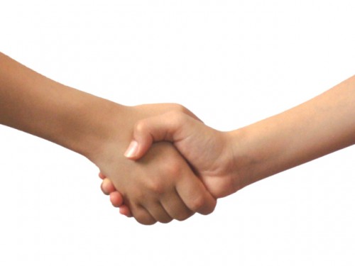 「握手」は営業において最強のコミュニケーションツール