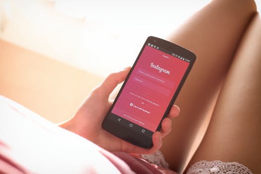 インスタグラマーとして活躍して収益を獲得するための参考事例
